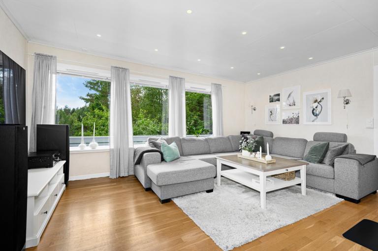 4848 Arendal Frolandsveien 632